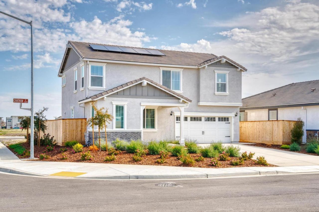 801 Chatham Lane, Patterson, CA 95363 Main Photo
