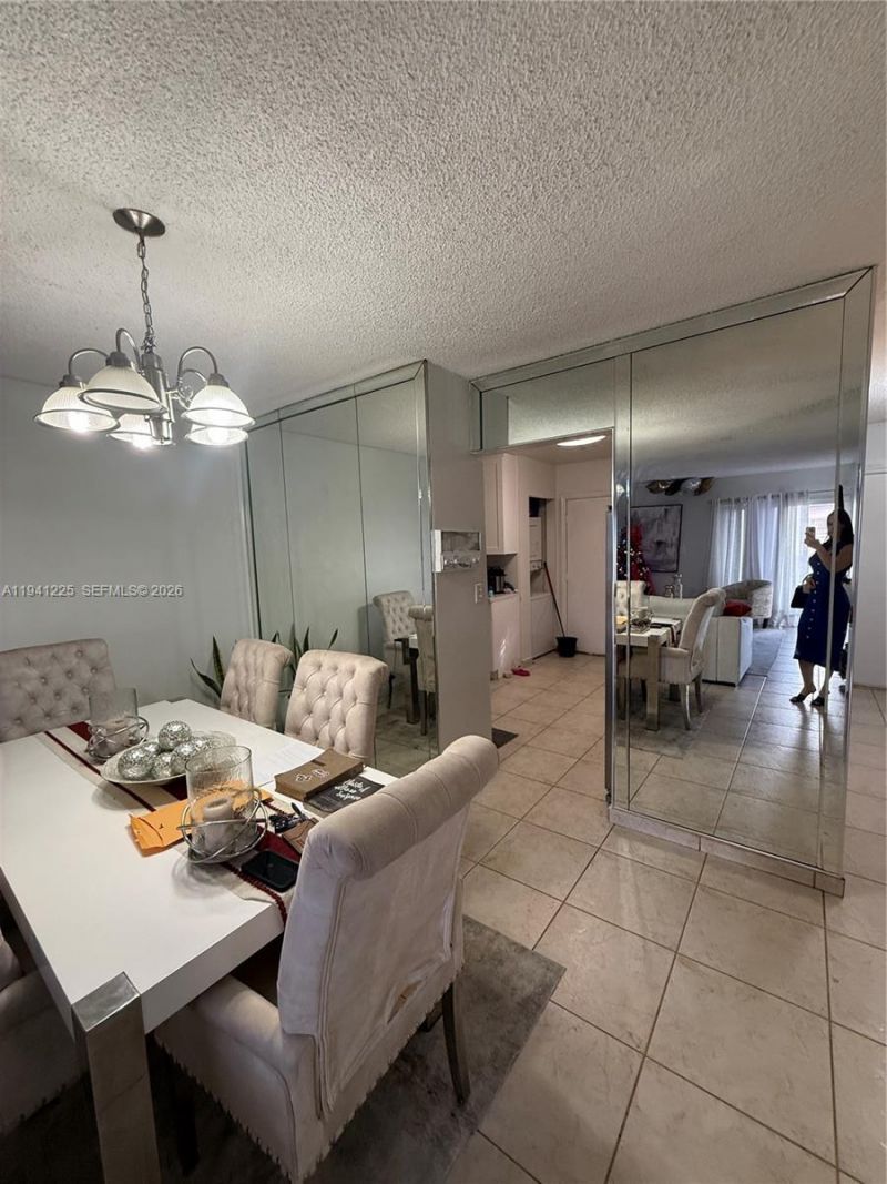 1950 W 54th St, Unit 409, Hialeah, FL 33012 Photo