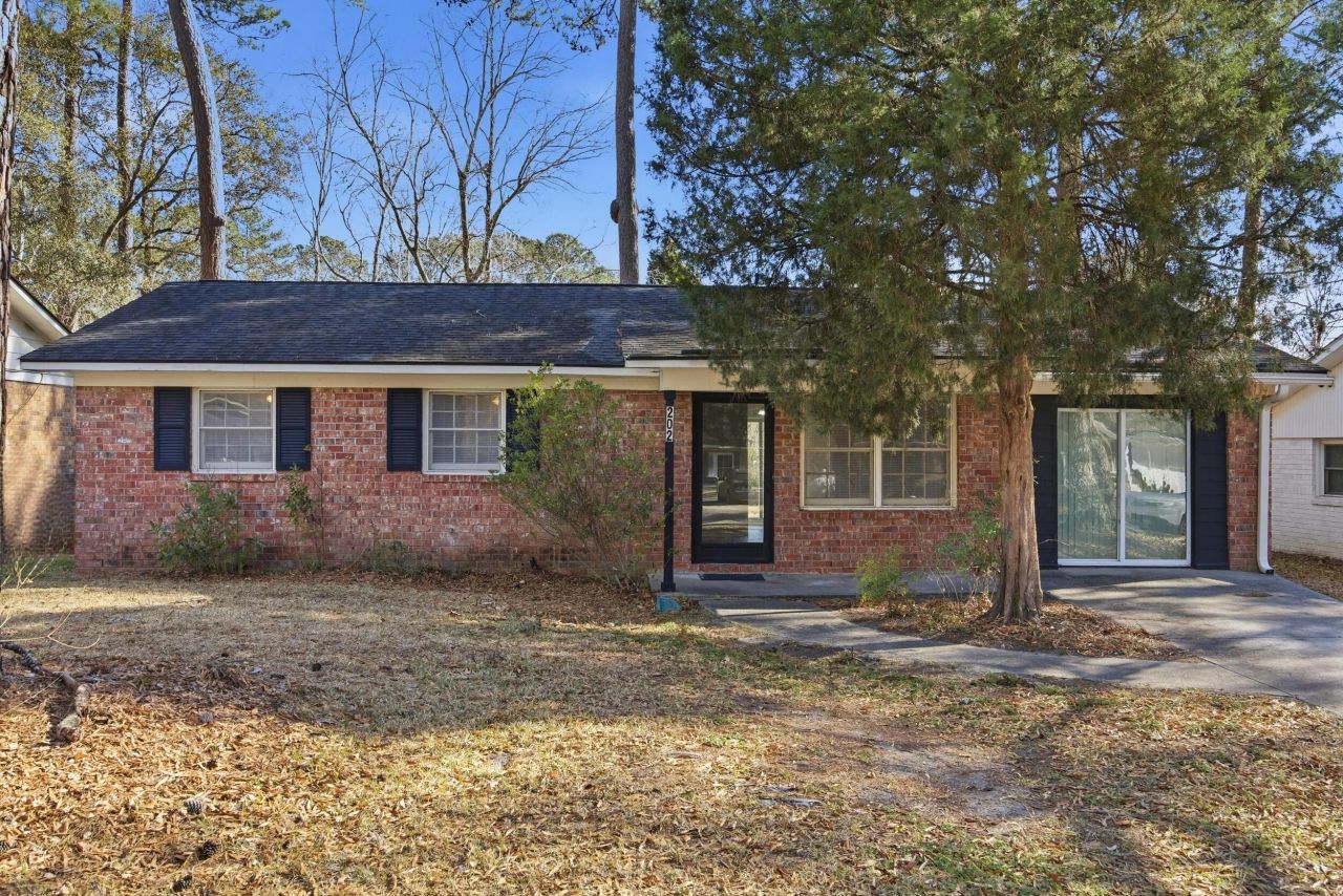 202 Elliott Drive Ladson, SC 29456