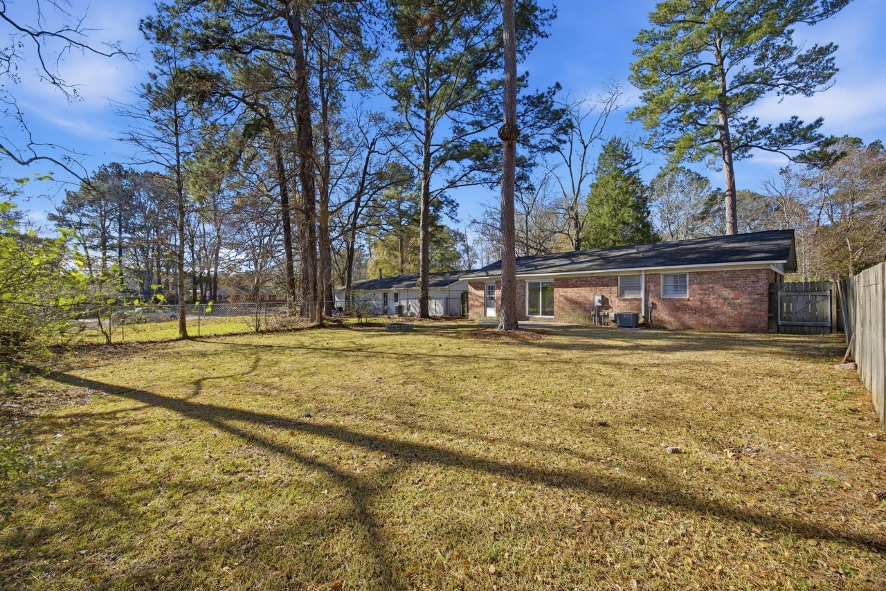 202 Elliott Drive Photo 20