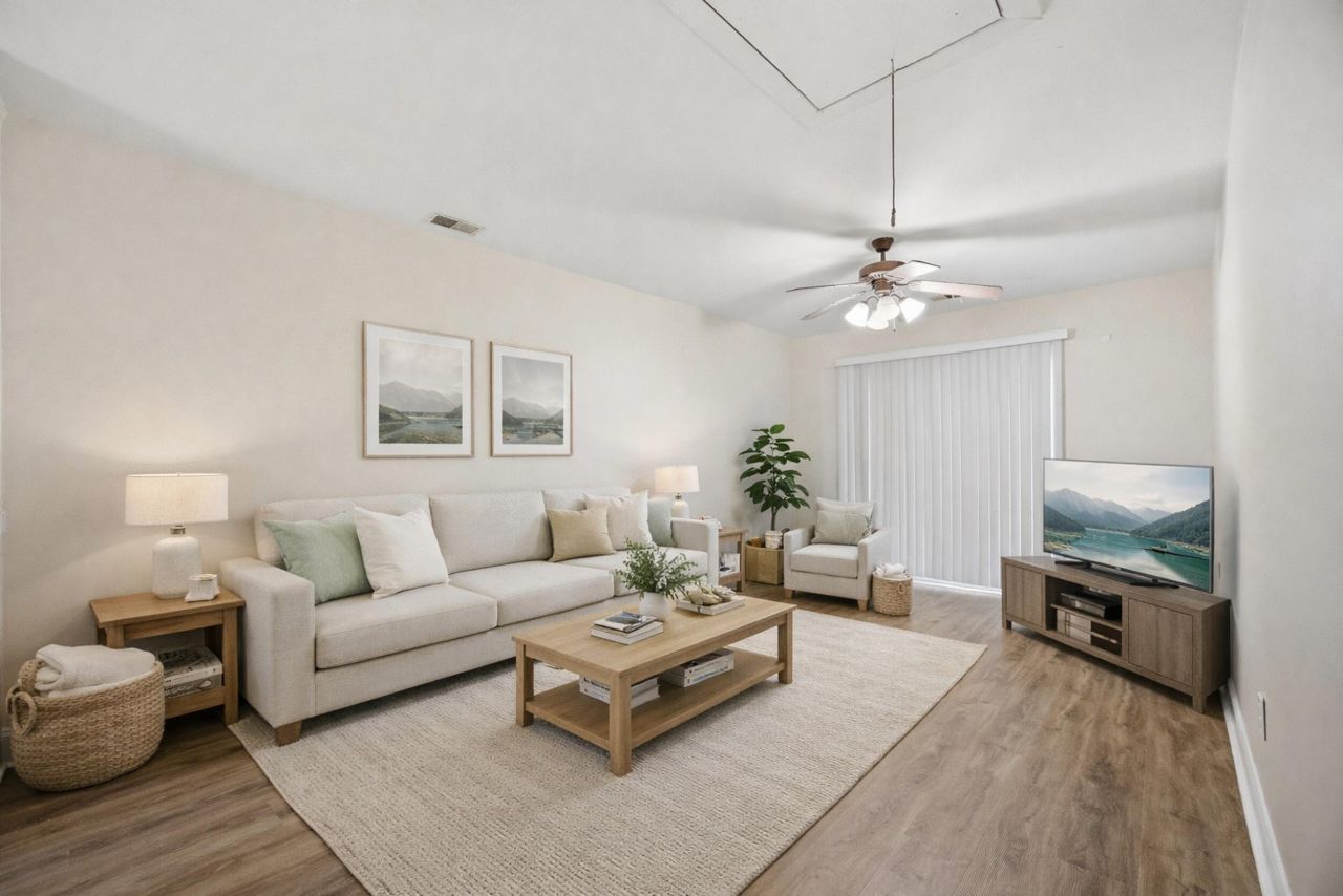 202 Elliott Drive Photo 8