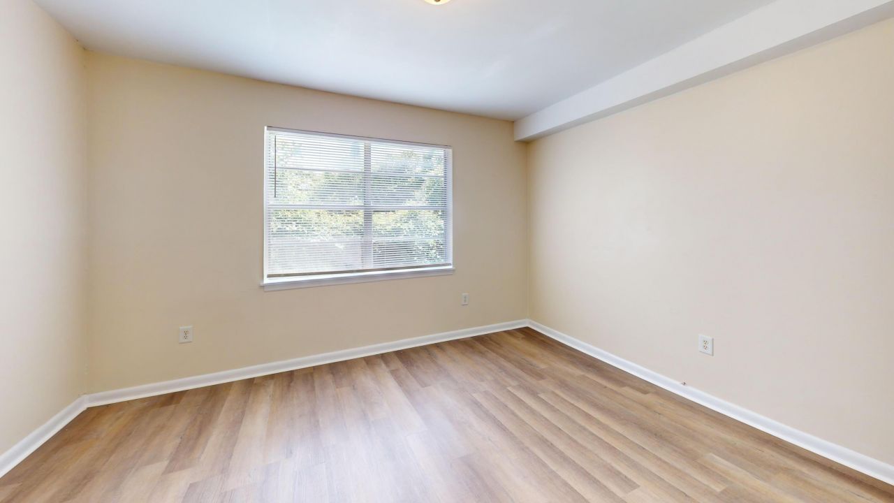 415 Parkdale Drive Photo 30