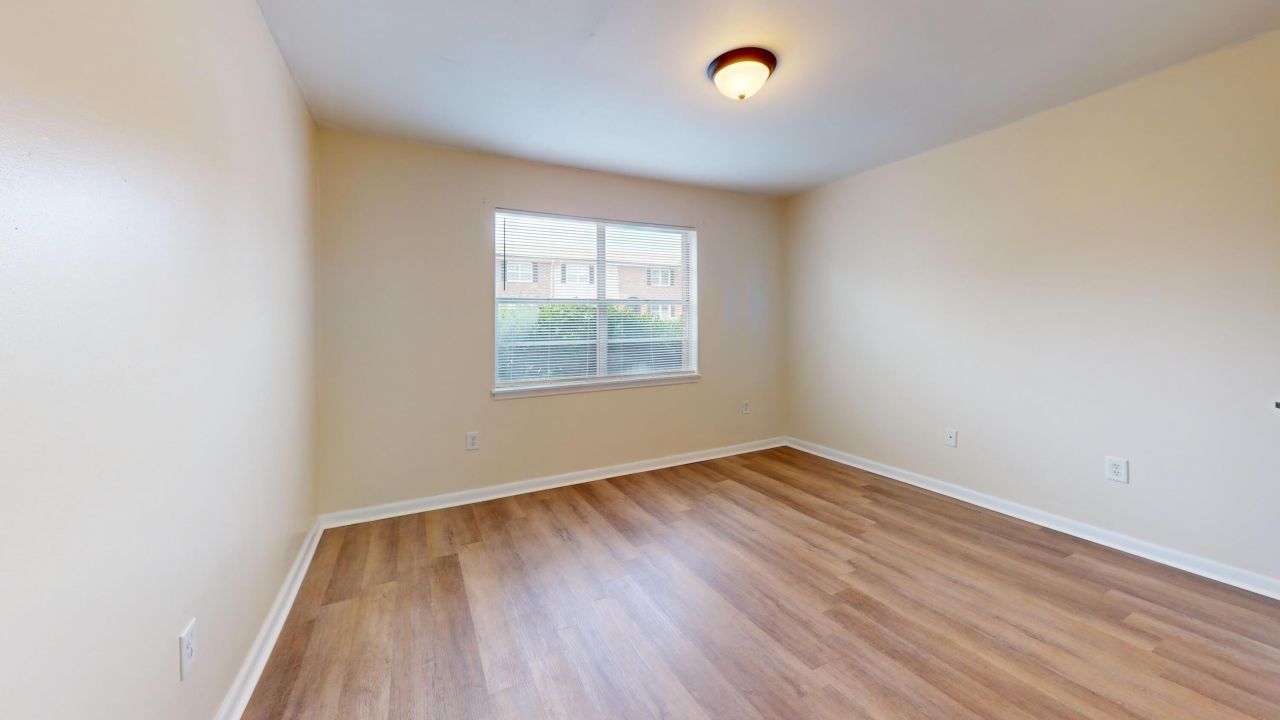 415 Parkdale Drive Photo 32