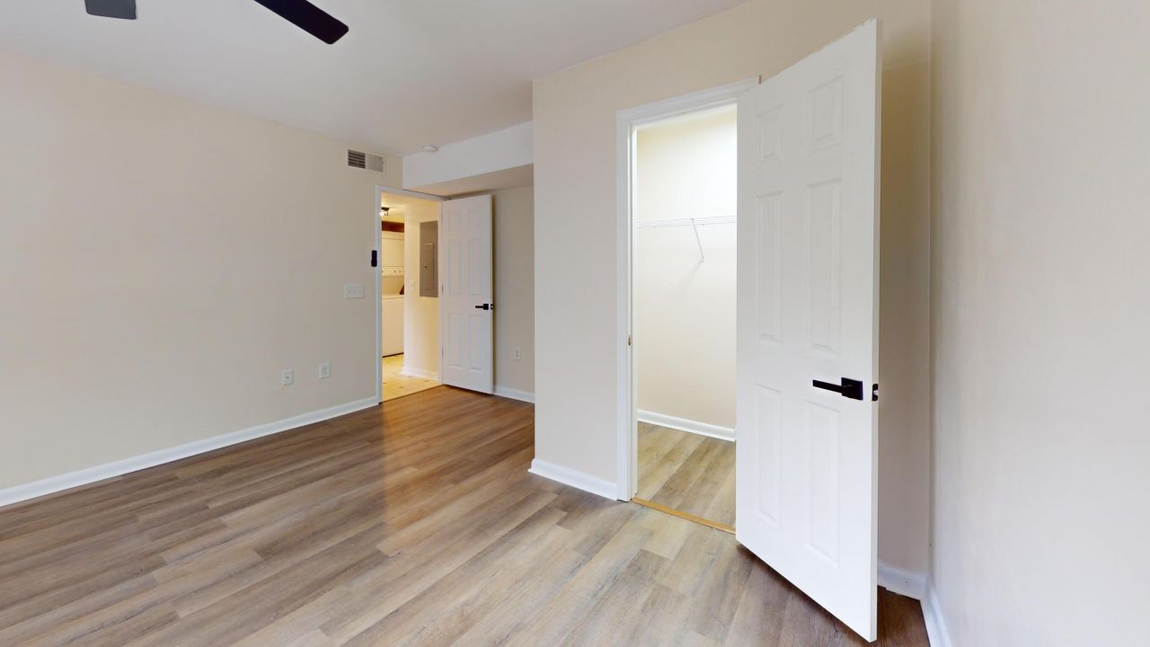 415 Parkdale Drive Photo 33