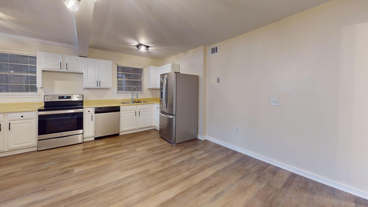 415 Parkdale Drive Photo 36