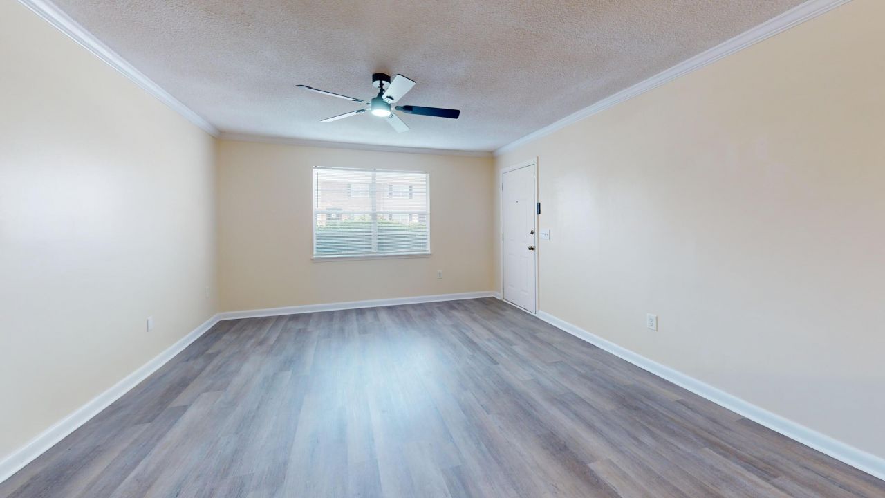 415 Parkdale Drive Photo 38