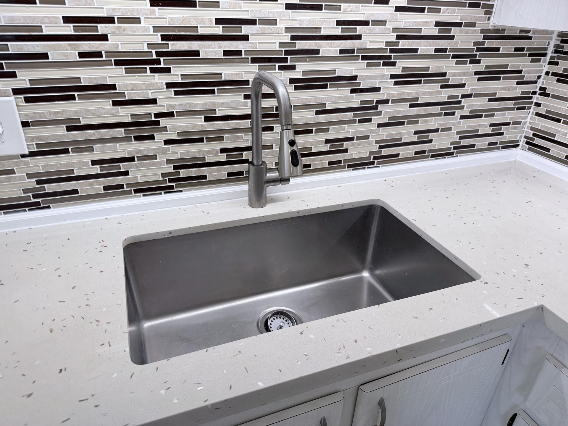 1000 NE 14th Avenue, Unit 503, Hallandale Beach, FL 33009 Photo