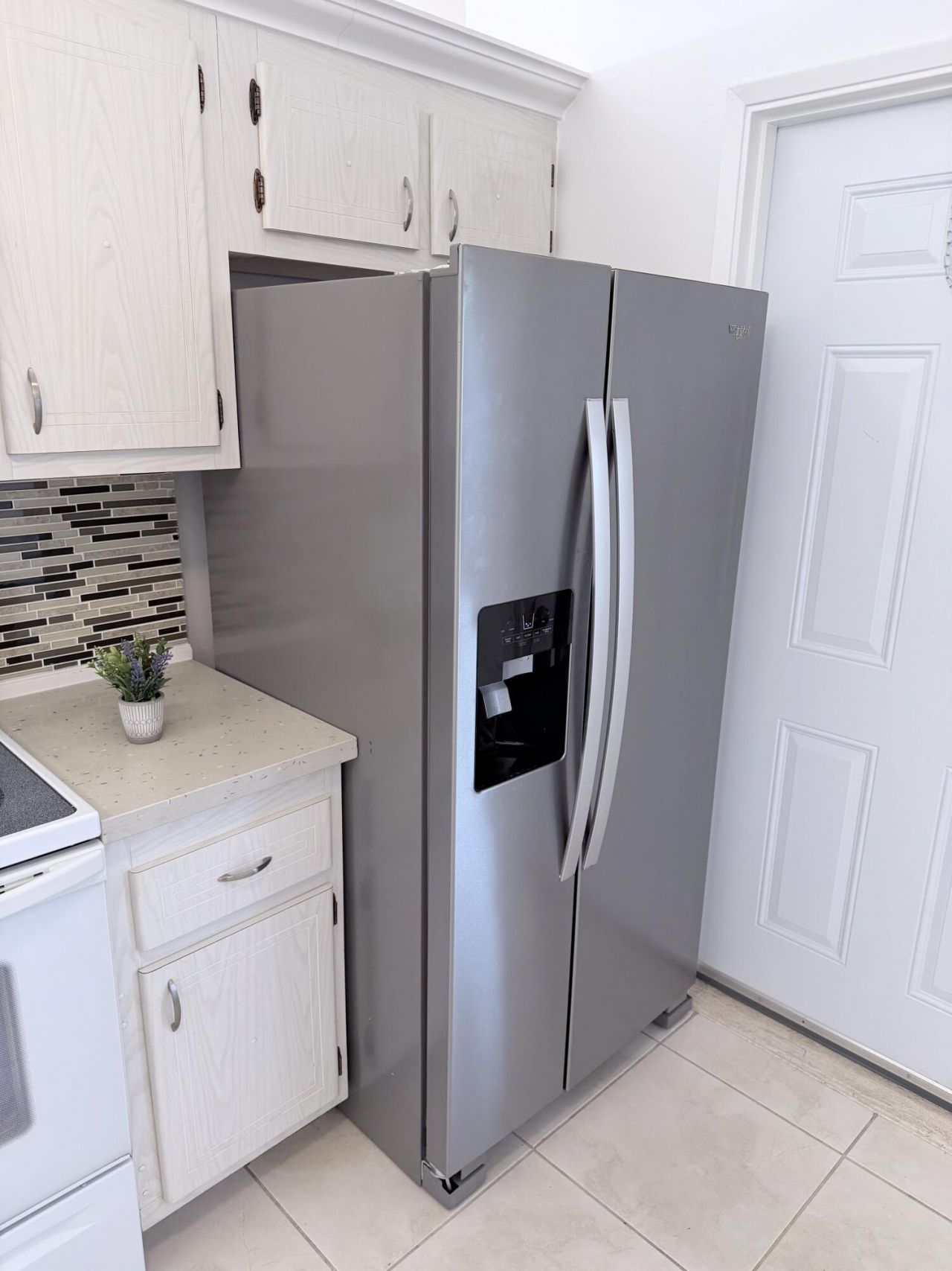 1000 NE 14th Avenue, Unit 503, Hallandale Beach, FL 33009 Photo