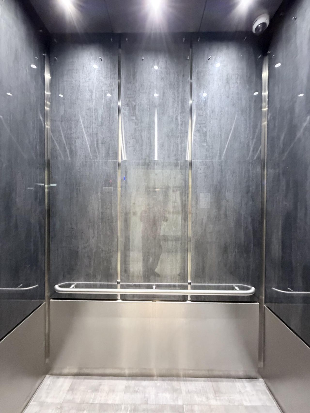 1000 NE 14th Avenue, Unit 503, Hallandale Beach, FL 33009 Photo