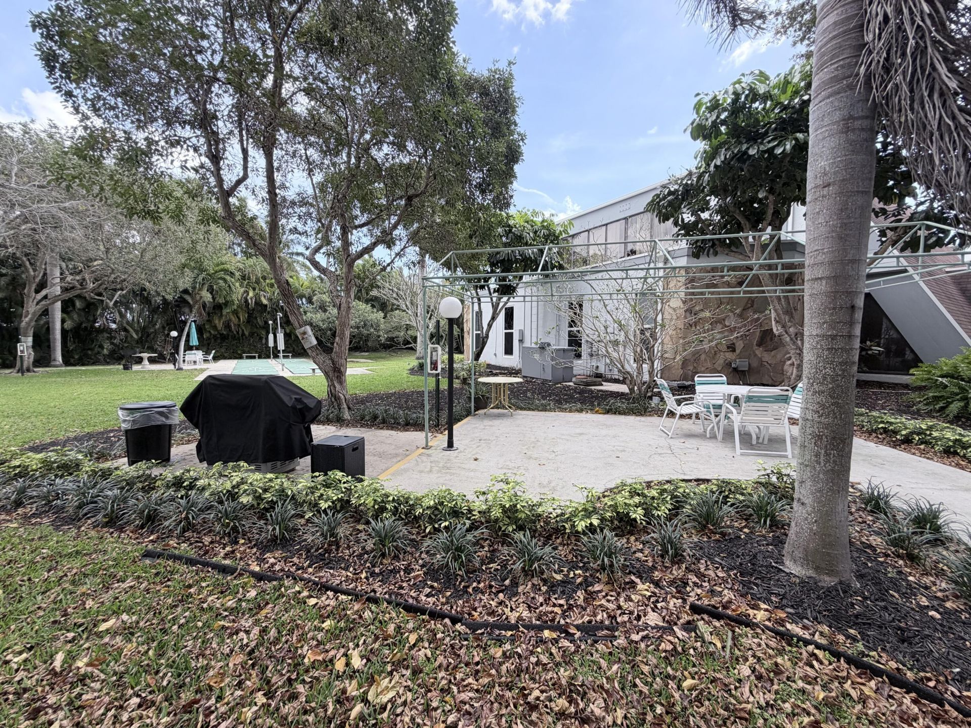 1000 NE 14th Avenue, Unit 503, Hallandale Beach, FL 33009 Photo