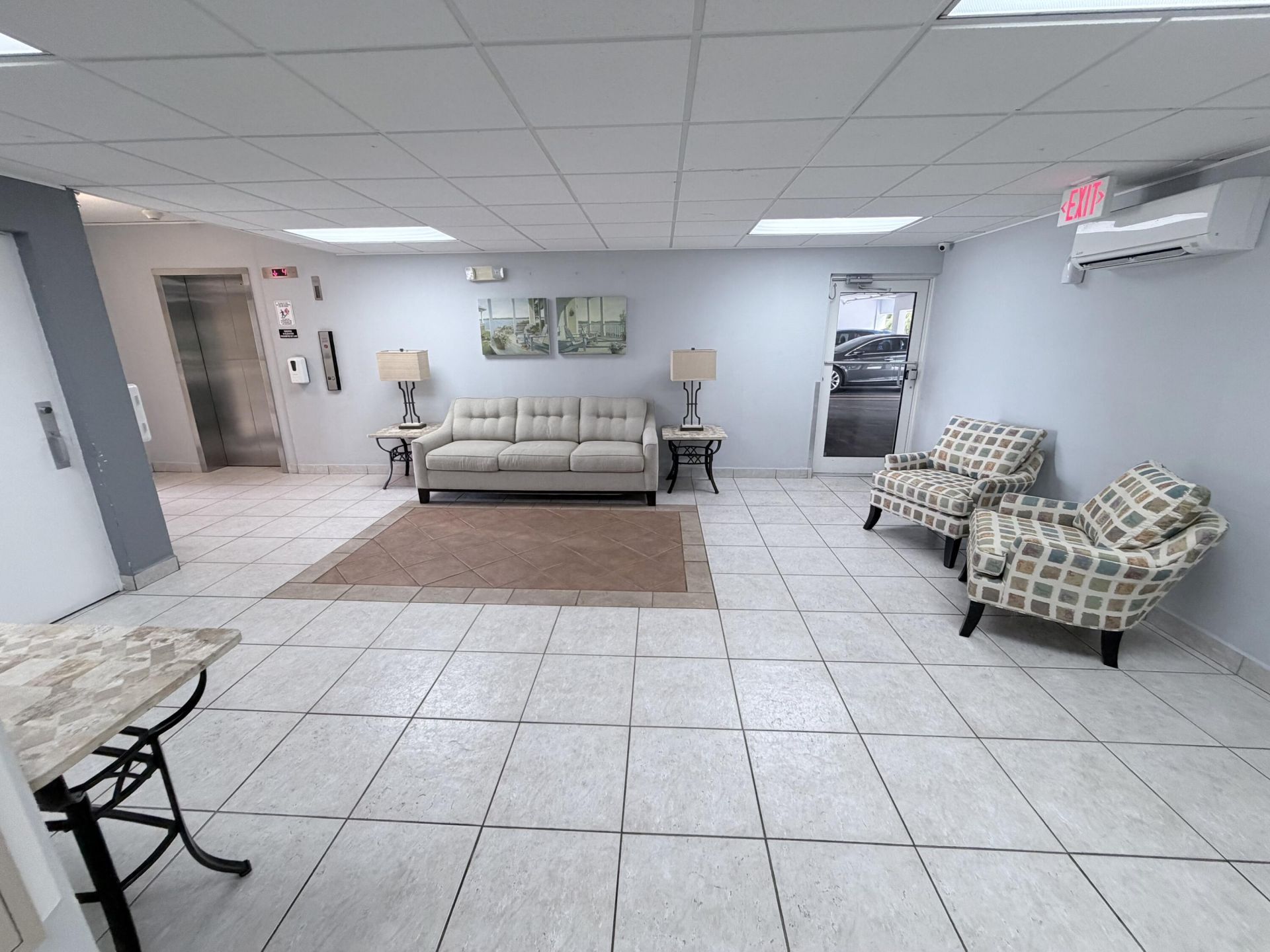 1000 NE 14th Avenue, Unit 503, Hallandale Beach, FL 33009 Photo