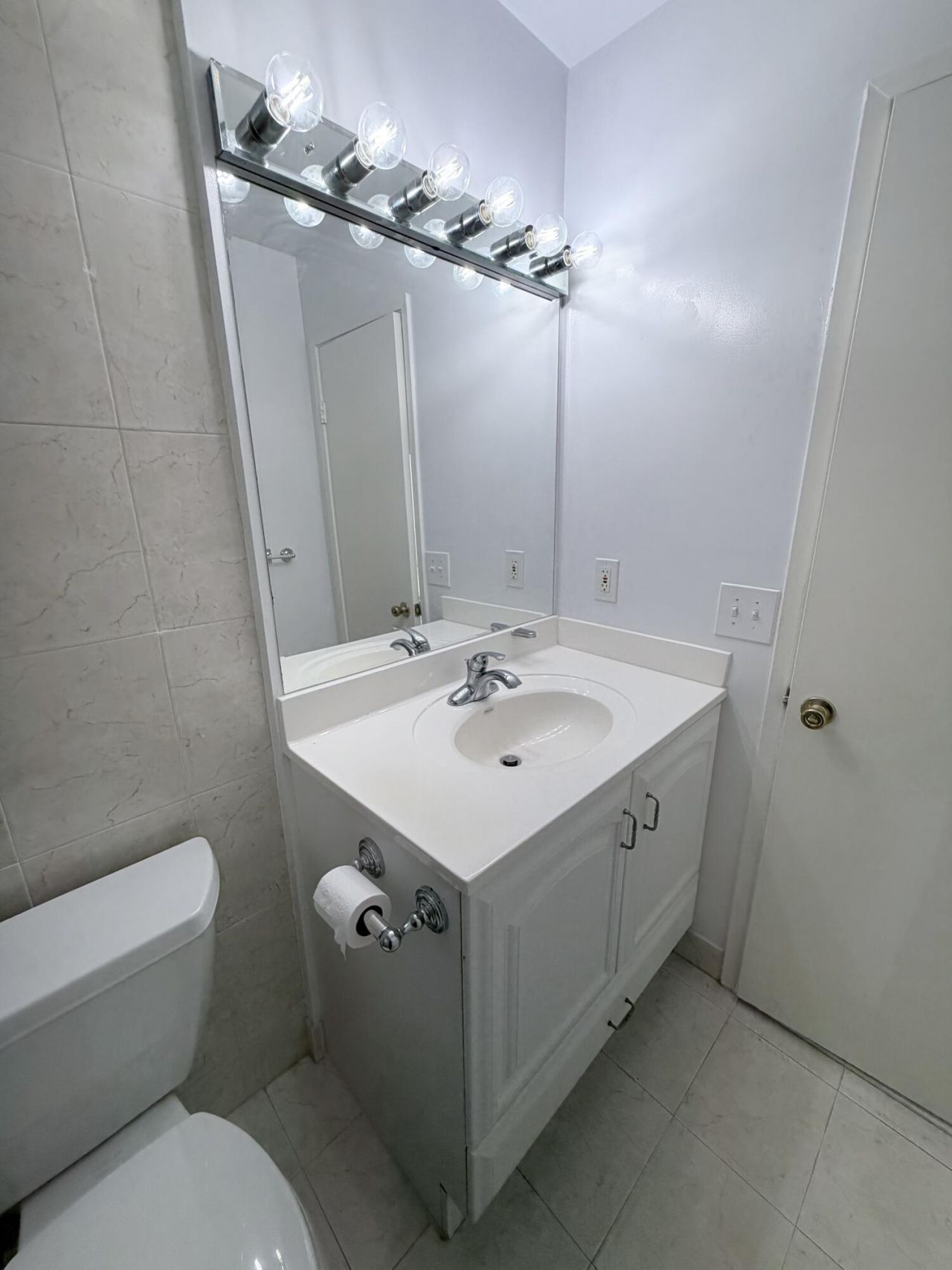 1000 NE 14th Avenue, Unit 503, Hallandale Beach, FL 33009 Photo