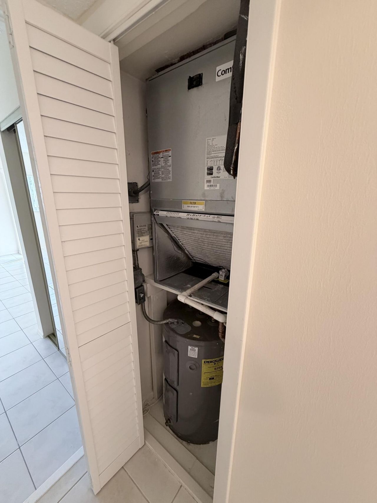 1000 NE 14th Avenue, Unit 503, Hallandale Beach, FL 33009 Photo