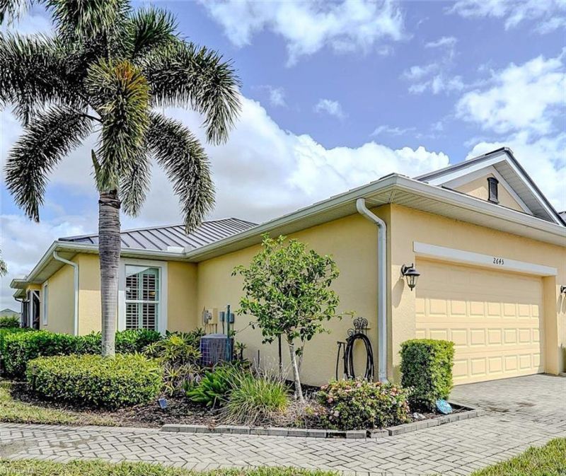 2645 Anguilla Dr, Cape Coral, FL 33991 Photo