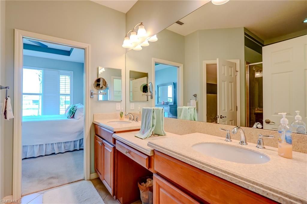 2645 Anguilla Dr, Cape Coral, FL 33991 Photo