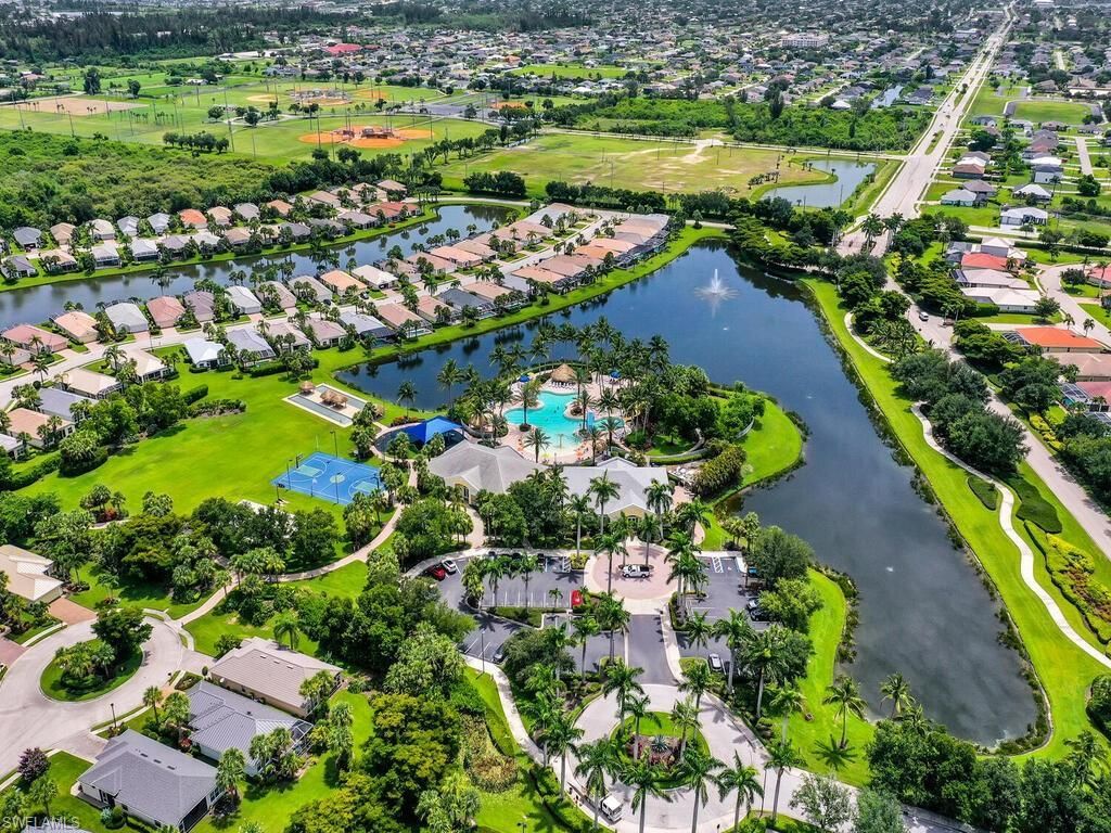 2645 Anguilla Dr, Cape Coral, FL 33991 Photo