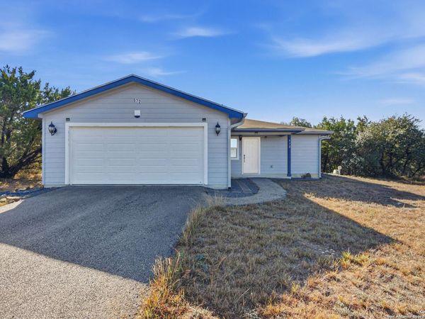 572 Hillside, Spring Branch, TX 78070