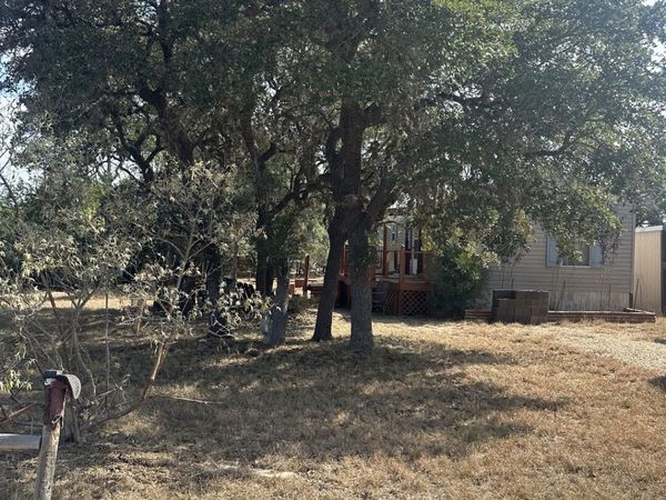727 private road 1516, Bandera, TX 78003