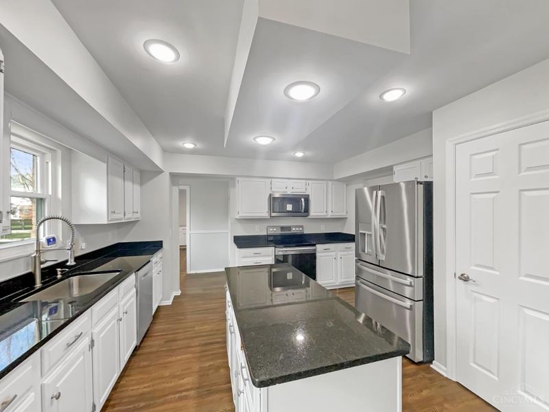 7395 Clarinbridge Court, West Chester, OH 45069 Photo 11