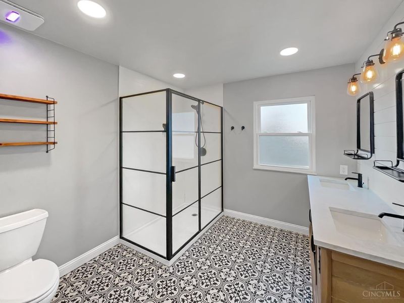 7395 Clarinbridge Court, West Chester, OH 45069 Photo 12