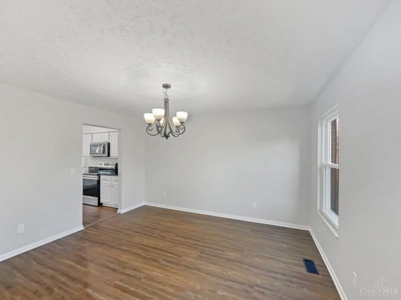 7395 Clarinbridge Court, West Chester, OH 45069 Photo 13