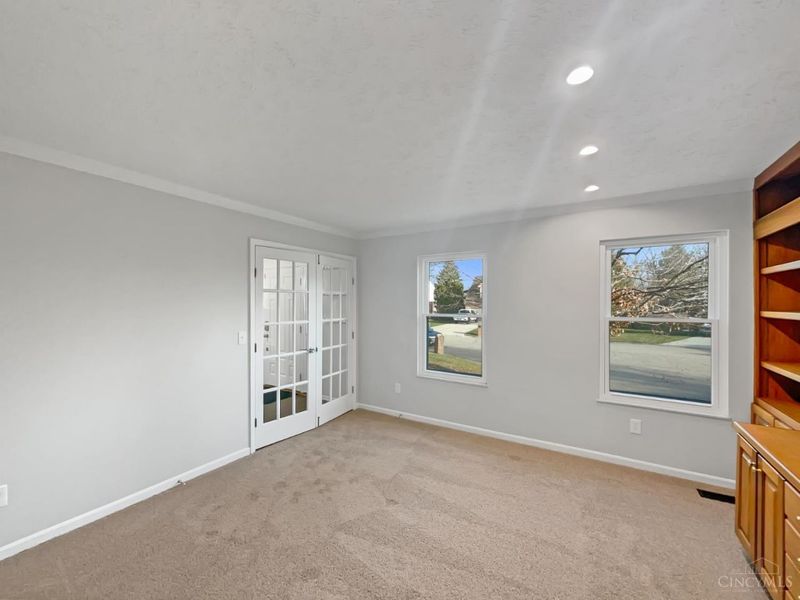 7395 Clarinbridge Court, West Chester, OH 45069 Photo 3