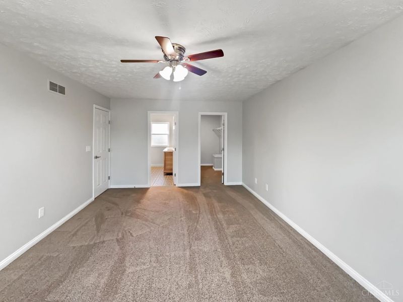 7395 Clarinbridge Court, West Chester, OH 45069 Photo 7