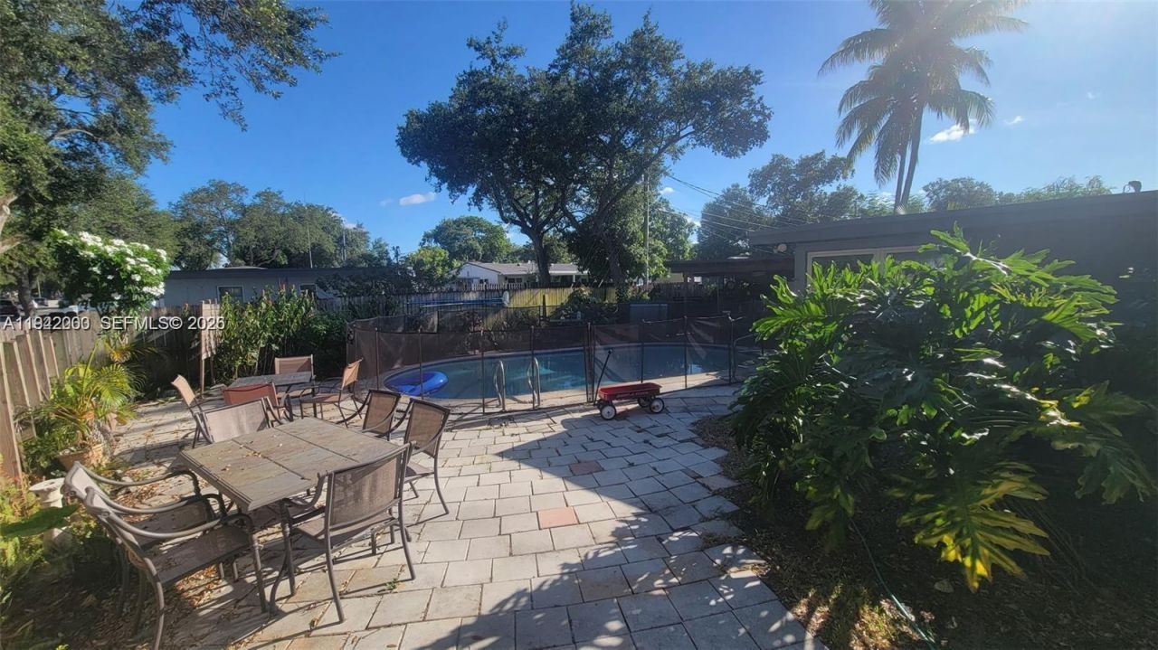 6604 Raleigh St, Hollywood, FL 33024 Photo