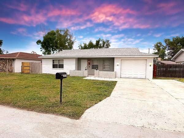 8611 LONGBOAT LANE, HUDSON, FL 34667