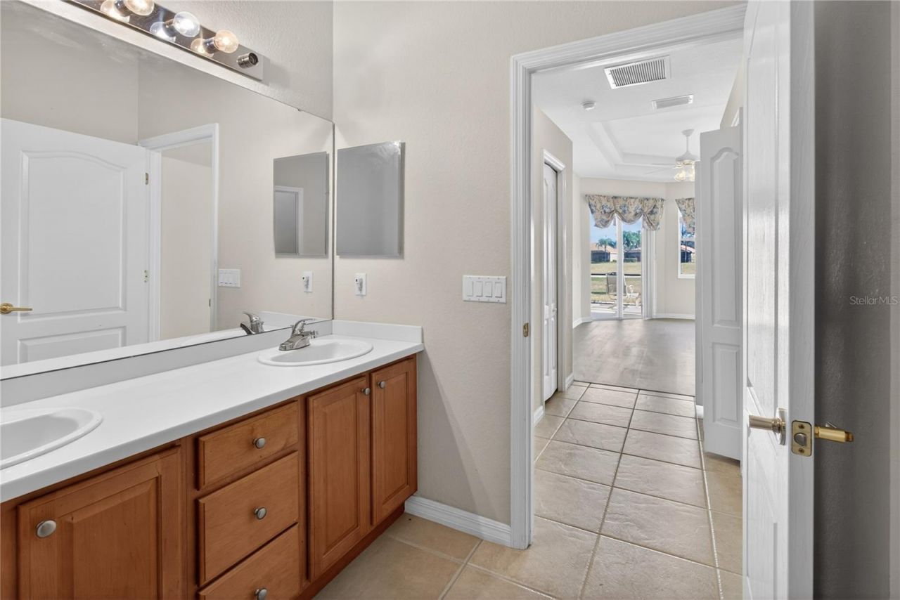 267 Heritage Isles Way, Bradenton, FL 34212 Photo