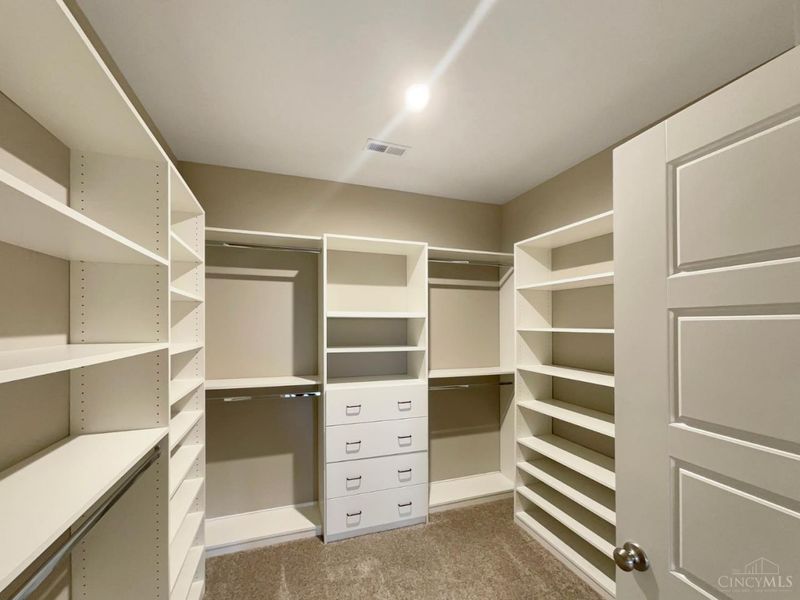 4332 R E Smith Drive, West Chester, OH 45069 Photo 12