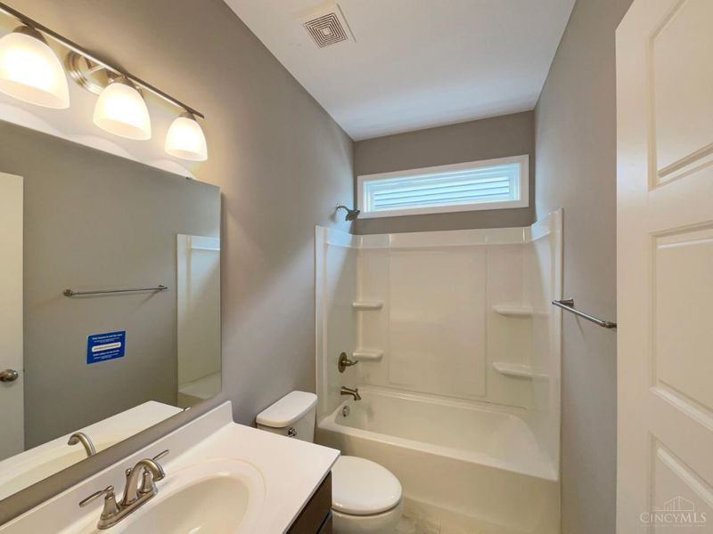 4332 R E Smith Drive, West Chester, OH 45069 Photo 15