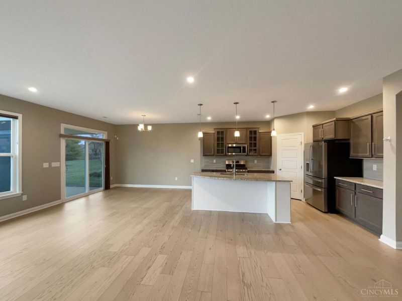 4332 R E Smith Drive, West Chester, OH 45069 Photo 7