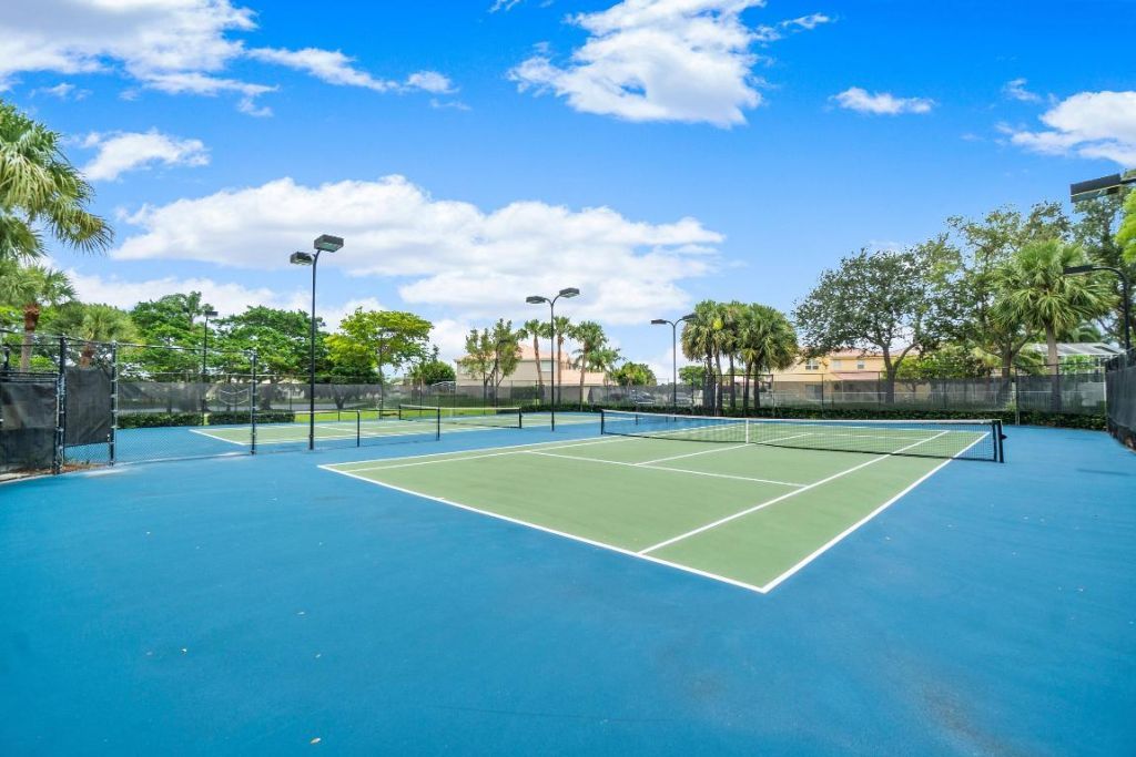 7069 Middlebury Drive, Boynton Beach, FL 33436 Photo