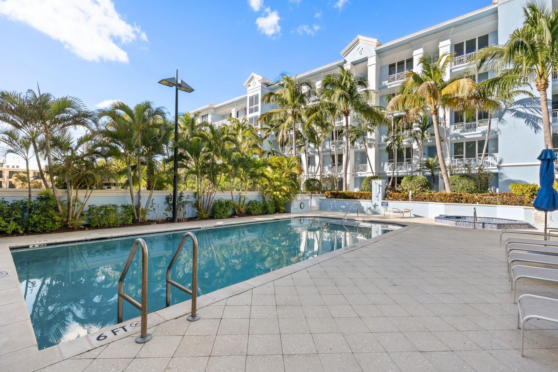 701 SE 21st Avenue, Unit 304, Deerfield Beach, FL 33441 Photo