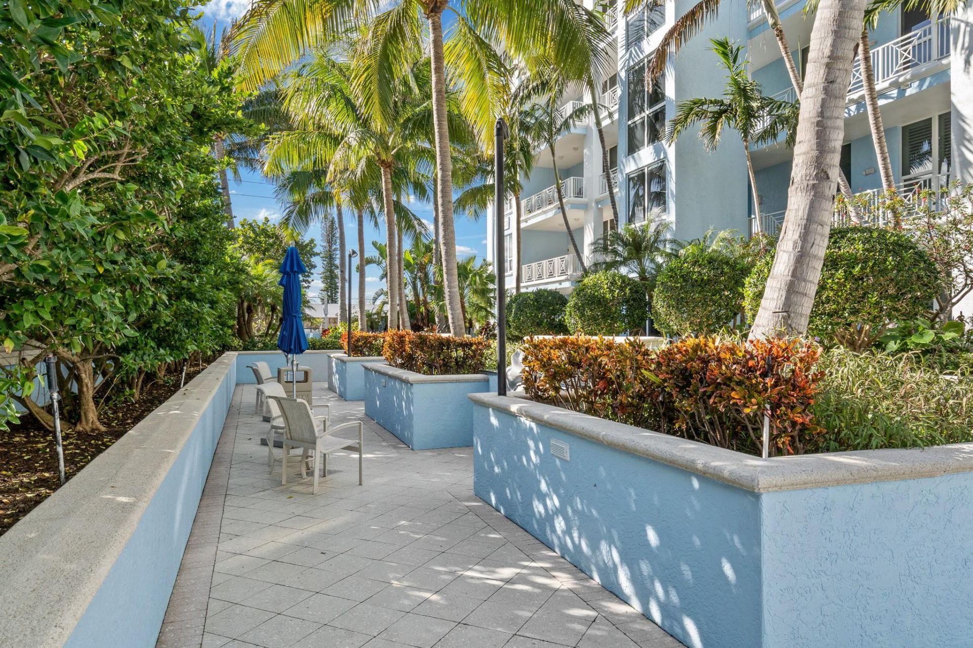 701 SE 21st Avenue, Unit 304, Deerfield Beach, FL 33441 Photo