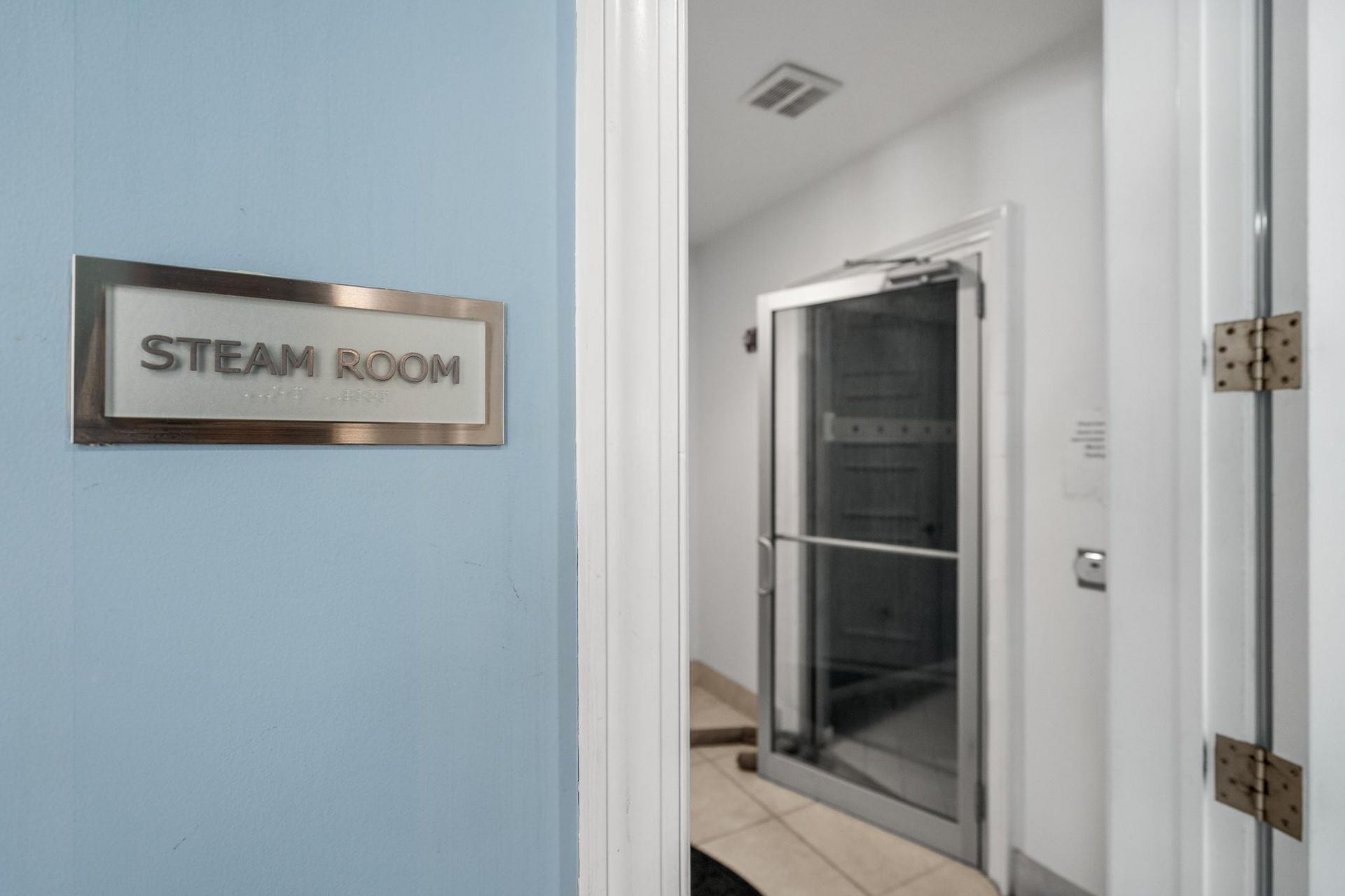 701 SE 21st Avenue, Unit 304, Deerfield Beach, FL 33441 Photo