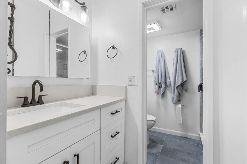 490 SE 19th Ave, Unit 203, Pompano Beach, FL 33060 Photo