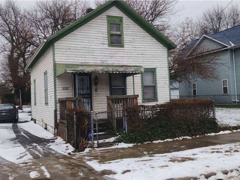 2227 E 69th Street, Cleveland, OH 44103 Photo 2