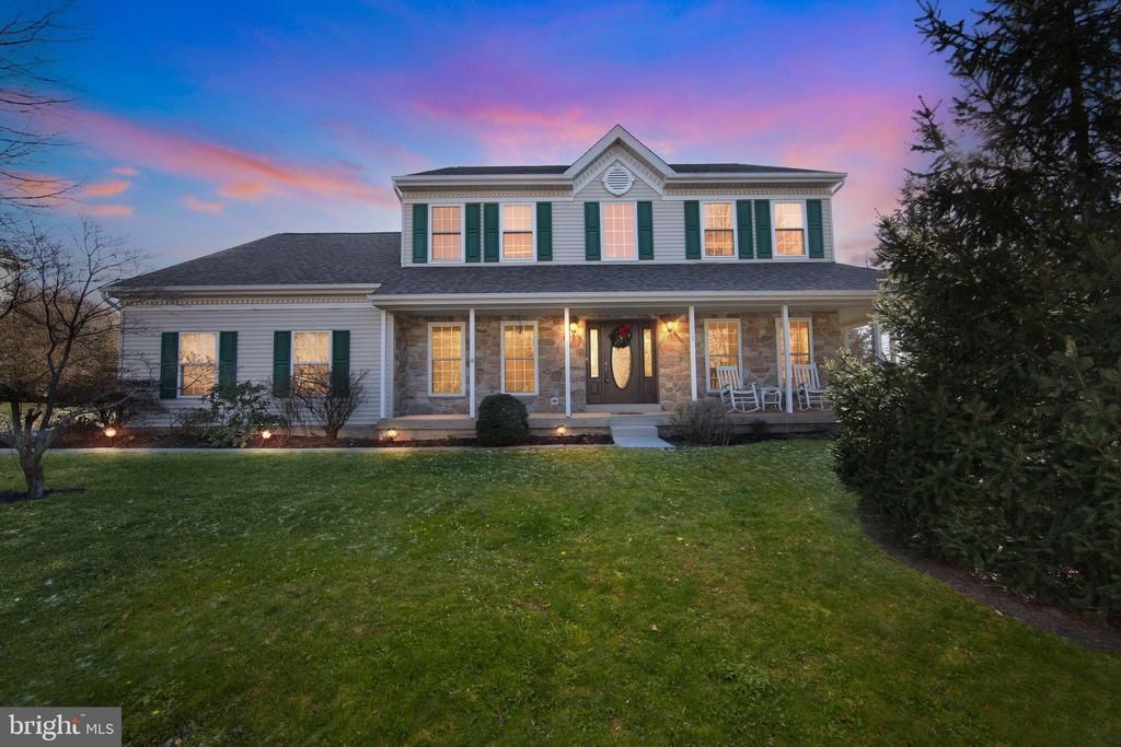 110 Persimmon Drive, Collegeville, PA 19426 Main Photo