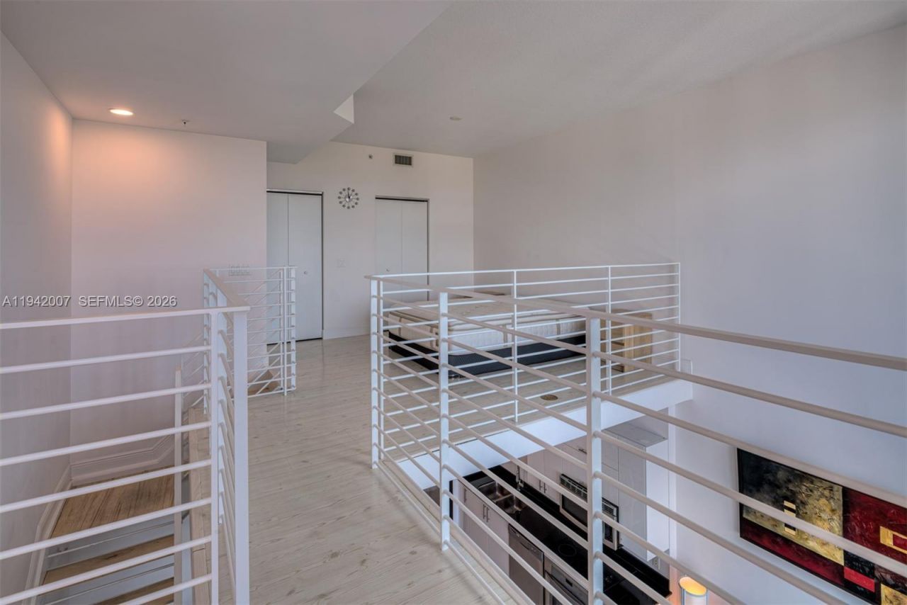 60 SW 13th St, Unit 4211, Miami, FL 33130 Photo