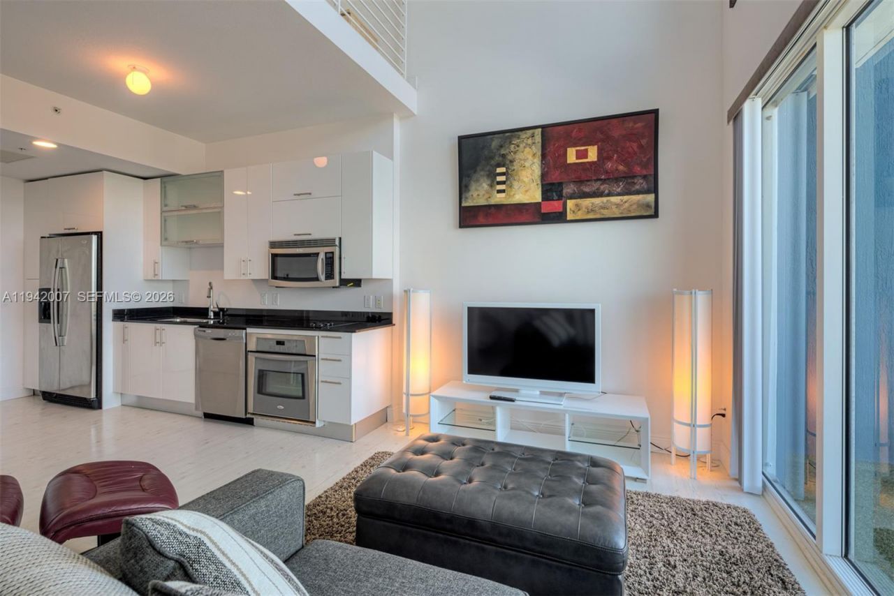 60 SW 13th St, Unit 4211, Miami, FL 33130 Photo