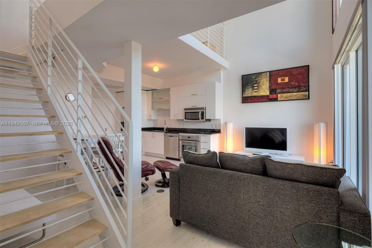 60 SW 13th St, Unit 4211, Miami, FL 33130 Photo