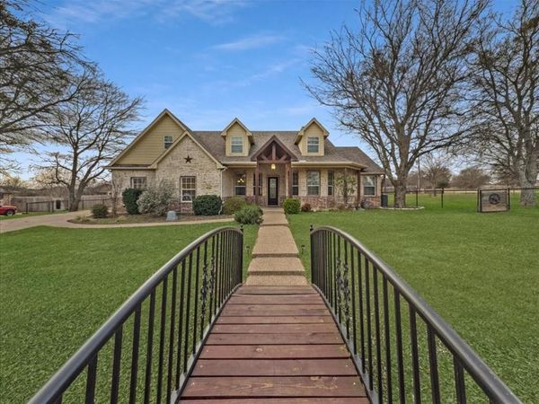 5618 Gebron Court, Fort Worth, TX 76126