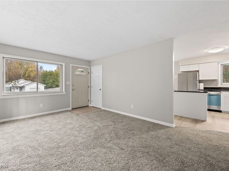 1562 Marlowe Avenue, Akron, OH 44313 Photo 12