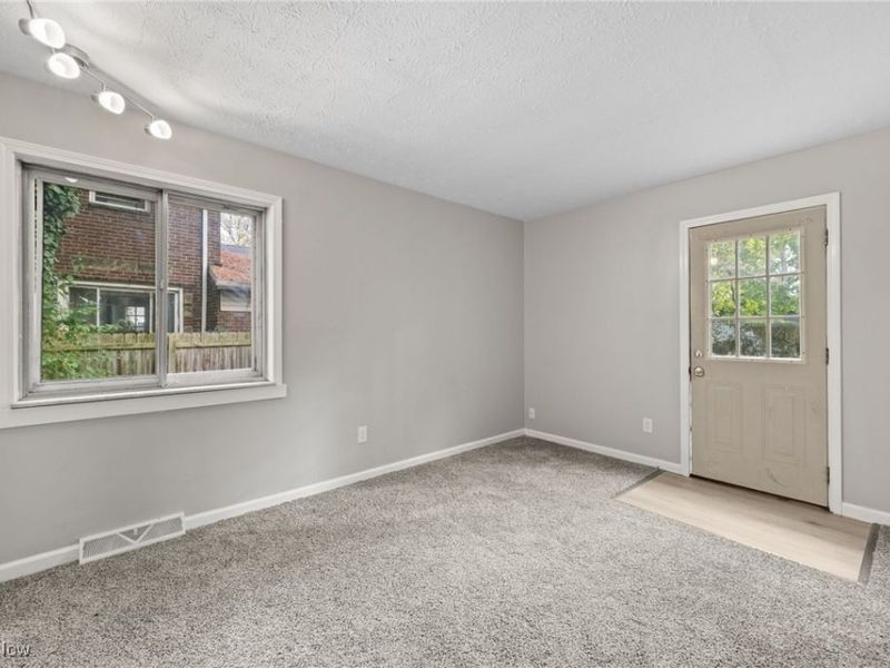 1562 Marlowe Avenue, Akron, OH 44313 Photo 20