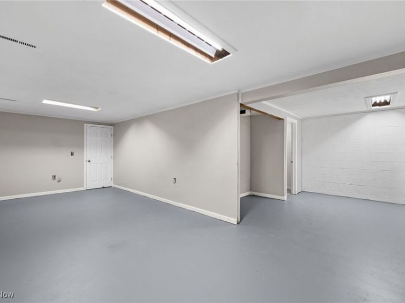 1562 Marlowe Avenue, Akron, OH 44313 Photo 25