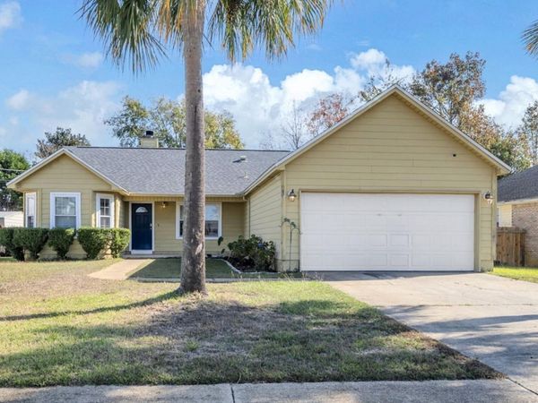 2236 Fulva Drive, Navarre, FL 32566