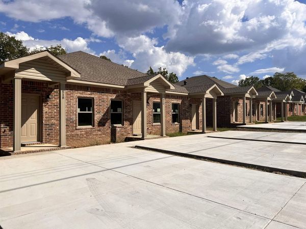 508 and 510 N Oak St, Searcy, AR 72143