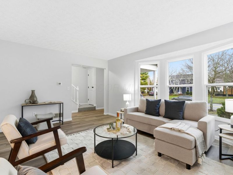 8105 Storrow Drive, Westerville, OH 43081 Photo 2